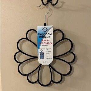 Black Flower Wall Hook